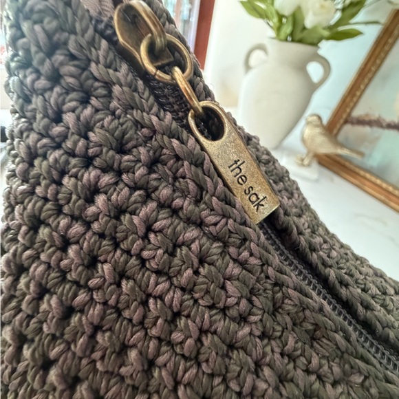 The Sak army green Crochet hobo style bucket Bag - Picture 8 of 11